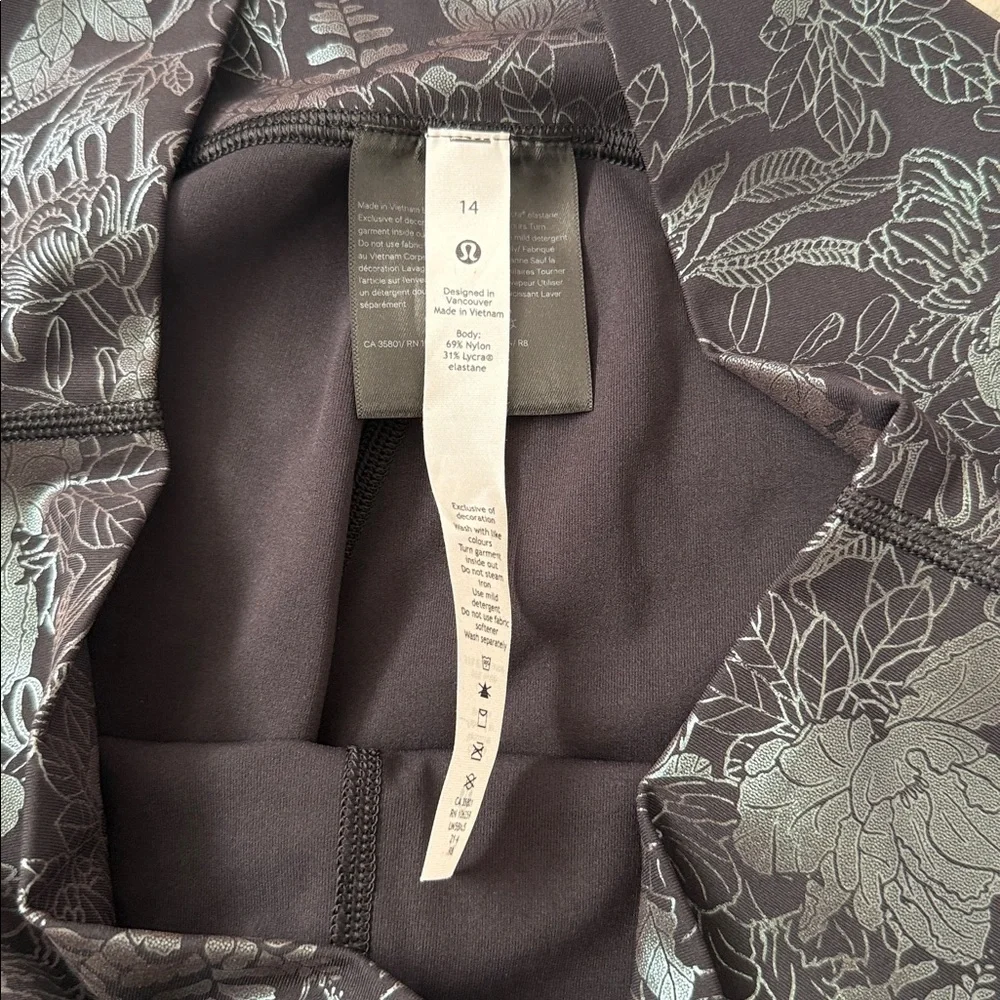 Lululemon Wunder Under High-Rise Tight 28